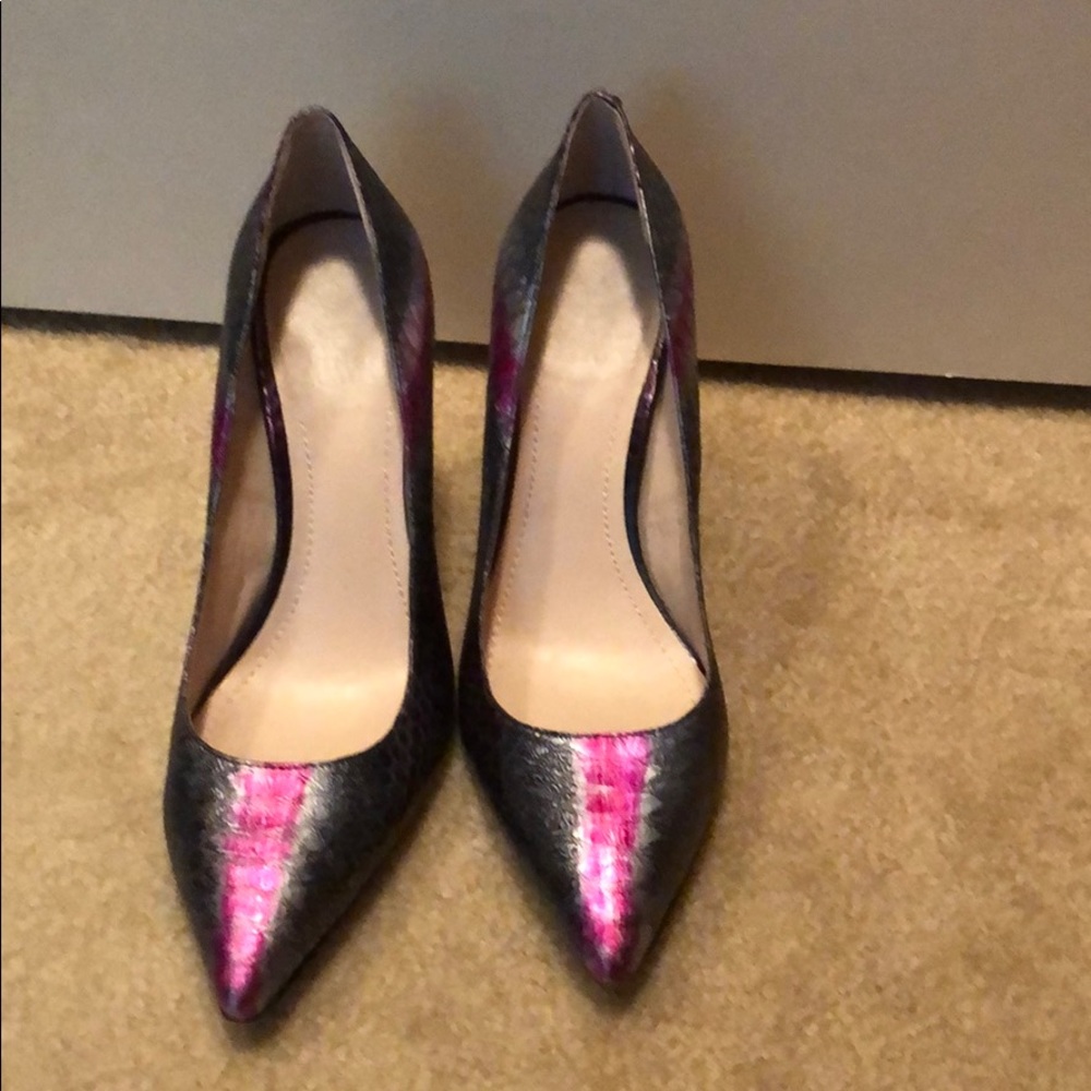 Vince camuto pumps